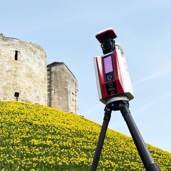 デジタルハリネズミ　レッド RIEGL VZ-600i: Extremely Versatile High Performance 3D Terrestrial