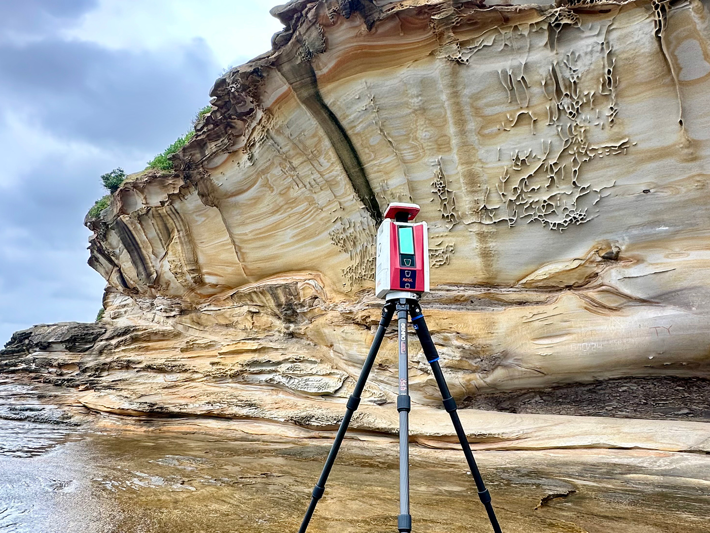Coastal surveying with the RIEGL VZ-600i.