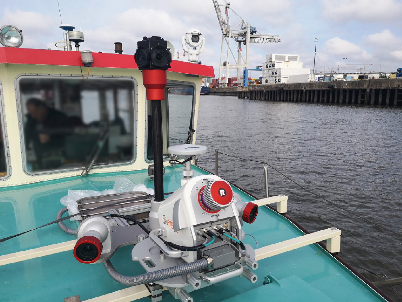 <em>RIEGL</em> VMQ-1HA: ship-borne data acquisition of the port of Hamburg. © Hamburg Port Authority
