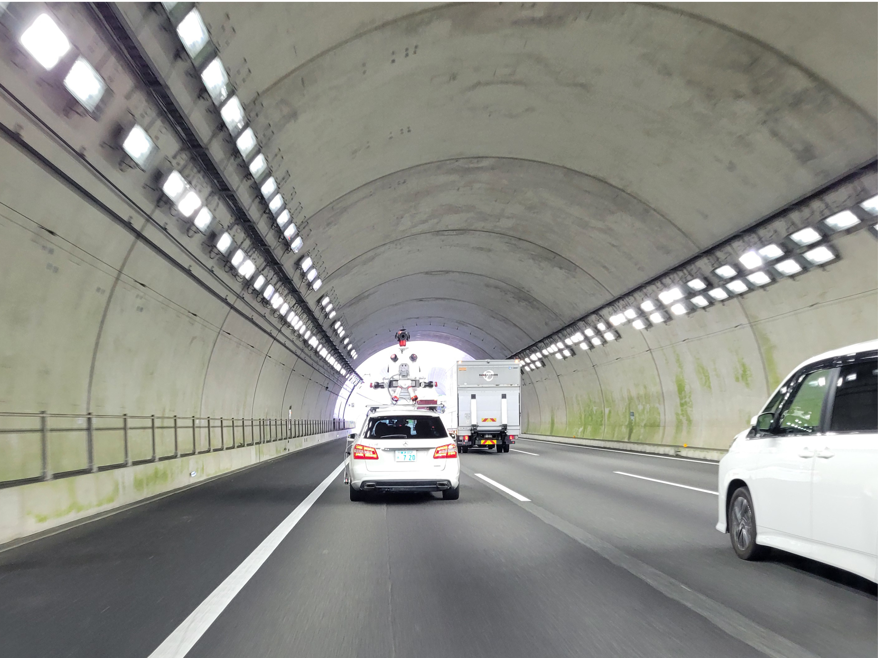 The <em>RIEGL</em> VMX-3HA is being used to survey a tunnel.