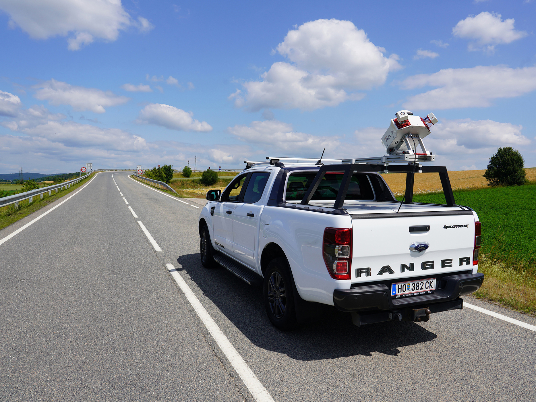 The <em>RIEGL</em> VMY-2 Dual Scanner Mobile Mapping System with two <em>RIEGL</em> miniVUX-Series scanners integrated. 